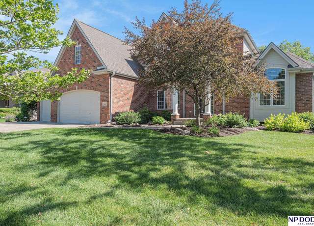 Property at 19911 Hansen Ave, Omaha, NE 68130, 5 beds, 3.5 baths