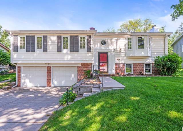 Property at 1439 S 123 St, Omaha, NE 68144, 3 beds, 2 baths