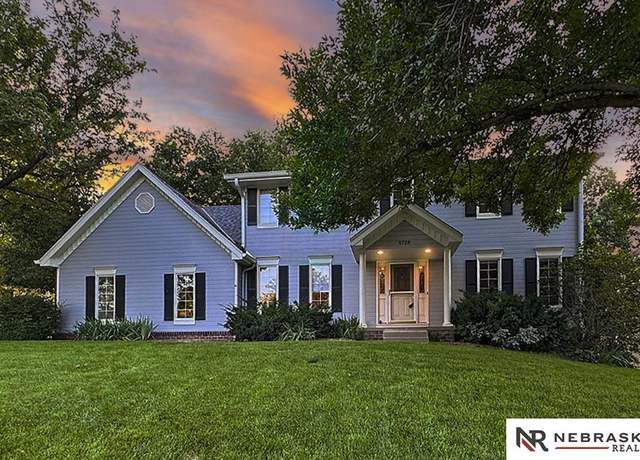 Property at 4728 S 165th St, Omaha, NE 68135, 4 beds, 2.5 baths