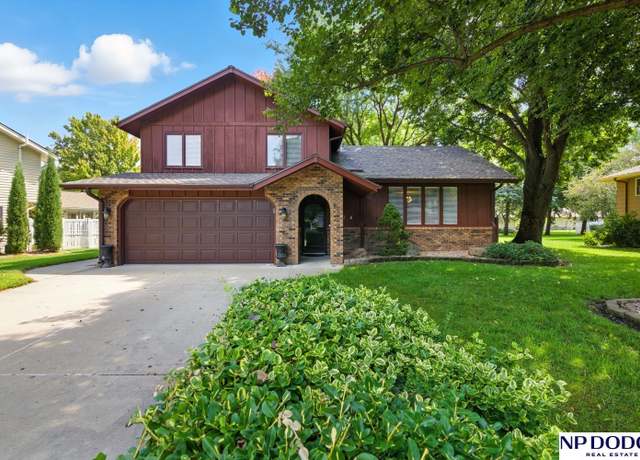 Property at 1832 Bramblewood Ln, Fremont, NE 68025, 3 beds, 1.5 baths
