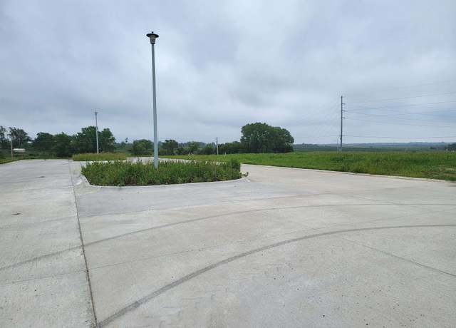 Property at 1942-1972 Titan Pl, Hickman, NE 68372