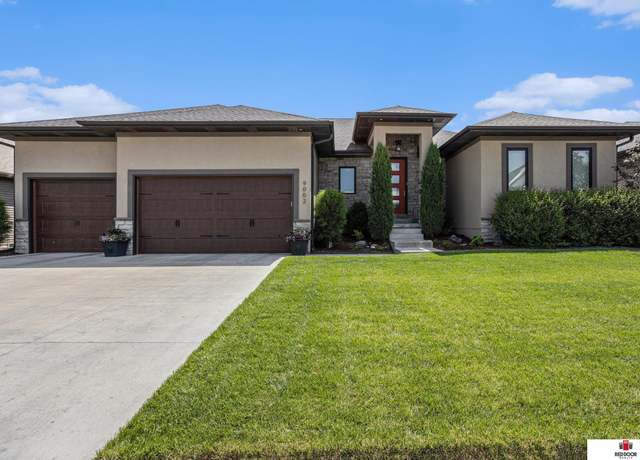 Property at 9002 S 31 St, Lincoln, NE 68516, 5 beds, 3 baths