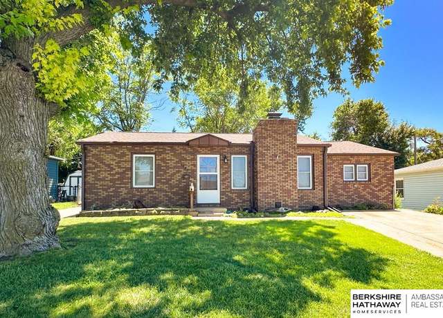Property at 7009 Emiline St, La Vista, NE 68128, 3 beds, 1 bath