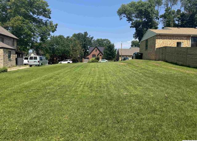 Property at 5623 Grant St, Omaha, NE 68104