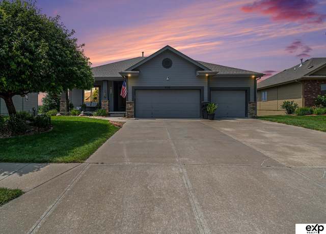 Property at 8546 S 106 St, La Vista, NE 68128, 3 beds, 3 baths