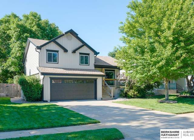 Property at 12618 Lillian St, Omaha, NE 68138, 3 beds, 2 baths