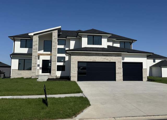 Property at 5508 Kestrel Pkwy, Elkhorn, NE 68022, 5 beds, 4.5 baths