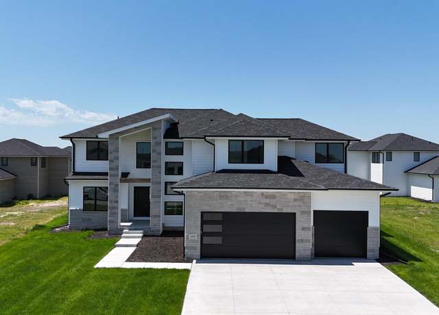 Property at 5508 Kestrel Pkwy, Elkhorn, NE 68022, 5 beds, 4.5 baths