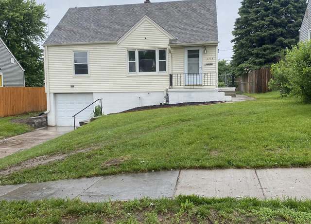 Property at 6768 Manderson St, Omaha, NE 68104, 3 beds, 2 baths