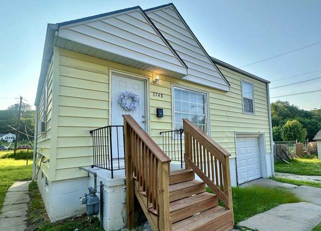 Property at 3748 N 43 St, Omaha, NE 68111, 2 beds, 1.5 baths