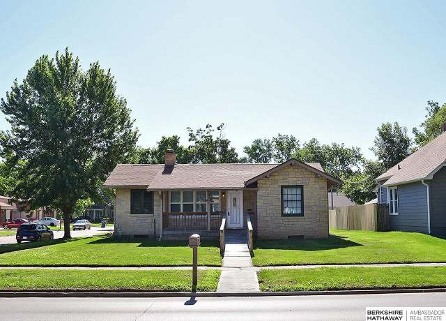 Property at 1460 N Clarkson St, Fremont, NE 68025, 3 beds, 1 bath