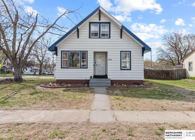 Property at 2612 Washington St, Bellevue, NE 68005, 2 beds, 1 bath