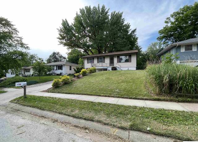 Property at 8090 Arbor St, Omaha, NE 68124, 3 beds, 1 bath