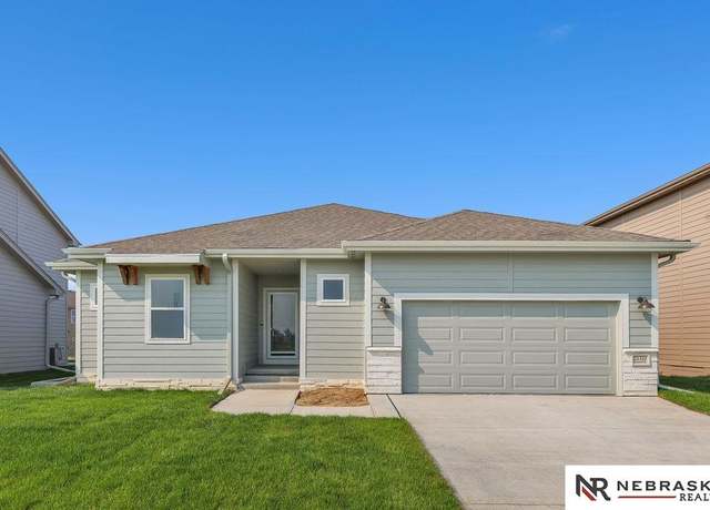 Property at 21310 Karen St, Elkhorn, NE 68022, 5 beds, 3 baths