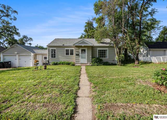 Property at 6021 Frederick St, Omaha, NE 68106, 3 beds, 2 baths