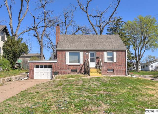 Property at 5515 Woodlawn Ave, Ralston, NE 68127, 3 beds, 1 bath