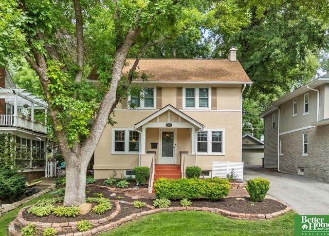 Property at 515 S 55 St, Omaha, NE 68106, 3 beds, 2.5 baths