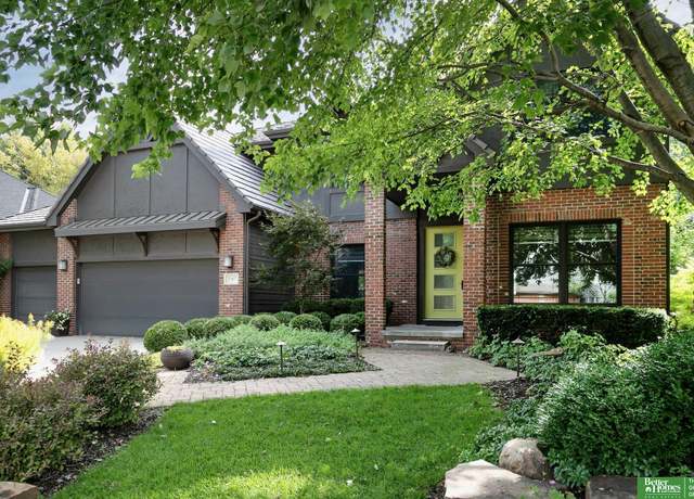 Property at 2307 S 184th Cir, Omaha, NE 68130, 4 beds, 3.5 baths