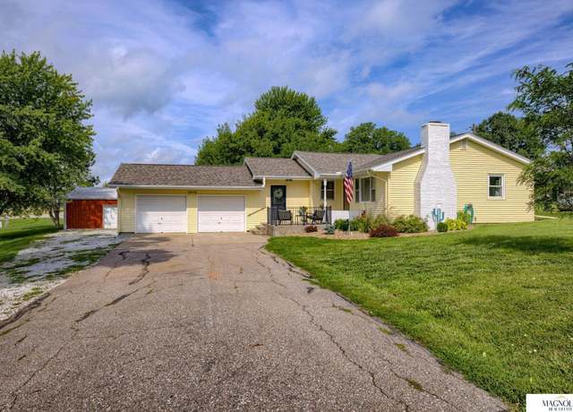 Property at 18945 Broom St, Sprague, NE 68438, 3 beds, 2 baths