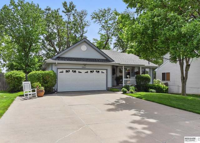 Property at 13413 S 30th St, Bellevue, NE 68123, 5 beds, 2 baths