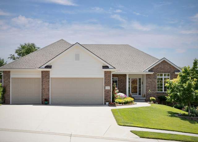 Property at 17107 Grant St, Omaha, NE 68116, 5 beds, 3 baths