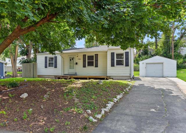 Property at 7743 Nicholas Cir, Omaha, NE 68114, 3 beds, 2 baths