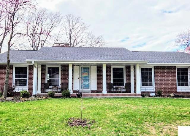 Property at 441 Hazelwood Dr, Lincoln, NE 68510, 4 beds, 3 baths
