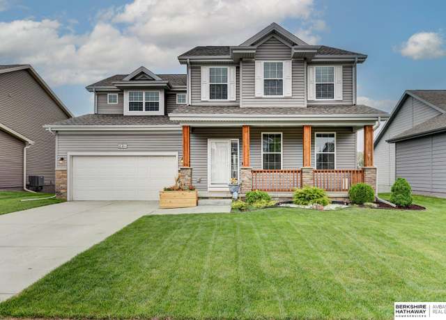 Property at 8211 N 172nd St, Bennington, NE 68007, 5 beds, 3.5 baths