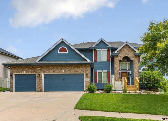 Property at 7303 N 155 Ter, Bennington, NE 68007, 5 beds, 4.5 baths