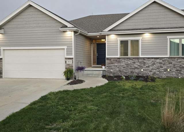 Property at 2614 Fountain Cir, Plattsmouth, NE 68048, 4 beds, 3 baths
