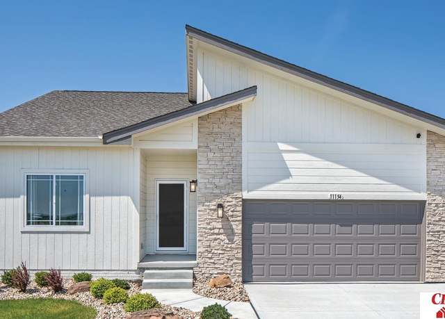 Property at 8629 S 177 Ave, Omaha, NE 68136, 3 beds, 2.5 baths