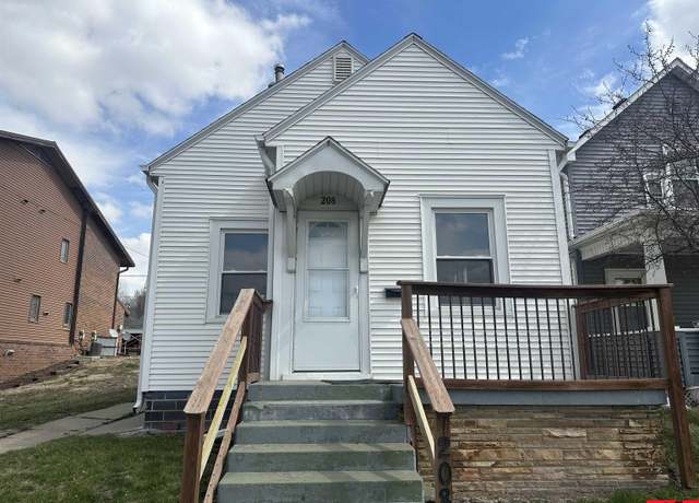 Property at 208 N Lincoln St, West Point, NE 68788, 1 bed, 1 bath