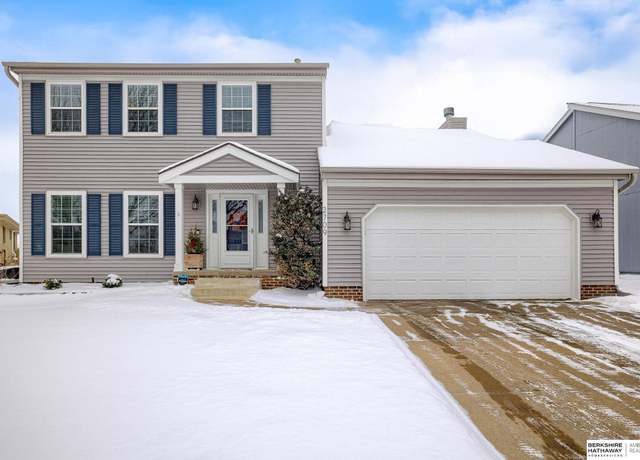 Property at 2709 Alberta Ave, Bellevue, NE 68147, 3 beds, 2.5 baths