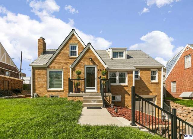 Property at 4672 Pine St, Omaha, NE 68106, 3 beds, 2 baths