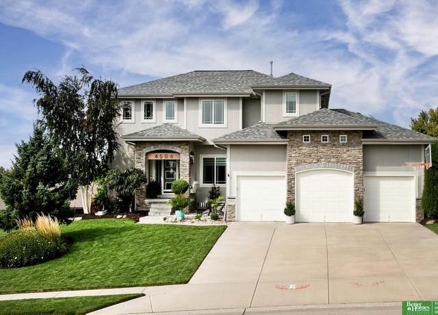 Property at 4504 N 206th St, Omaha, NE 68022, 4 beds, 3.5 baths