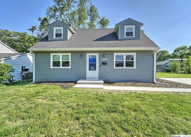Property at 12317 A St, Omaha, NE 68144, 4 beds, 2.5 baths