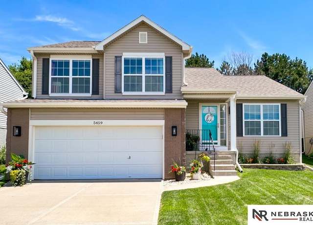 Property at 5459 S 194th St, Omaha, NE 68135, 3 beds, 2.5 baths