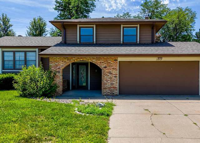 Property at 1013 Bordeaux Ave, Bellevue, NE 68123, 3 beds, 2.5 baths
