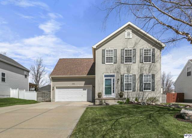 Property at 19816 Acorn Dr, Gretna, NE 68028, 4 beds, 3.5 baths