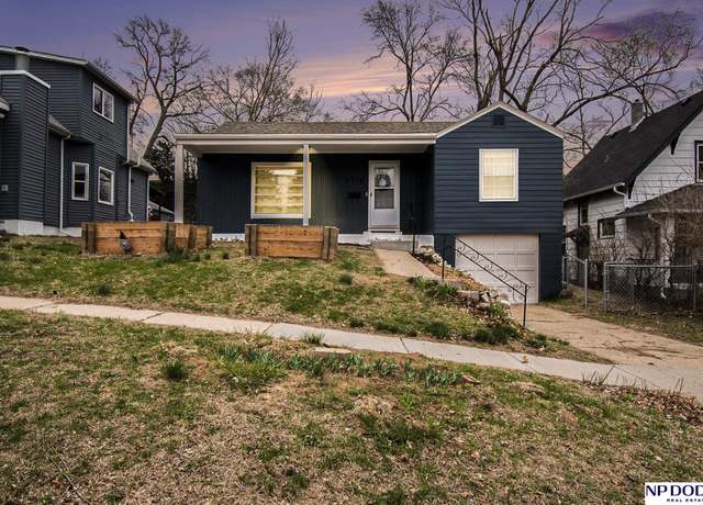 Property at 2715 N 65 St, Omaha, NE 68104, 3 beds, 1.5 baths