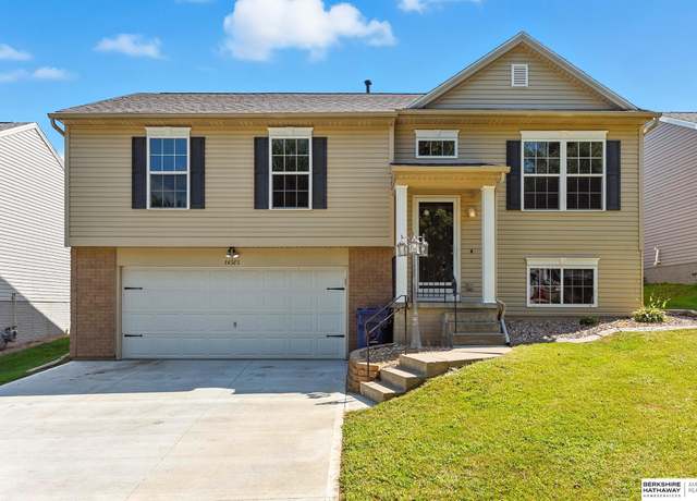 Property at 14505 Knudsen St, Bennington, NE 68007, 3 beds, 2 baths