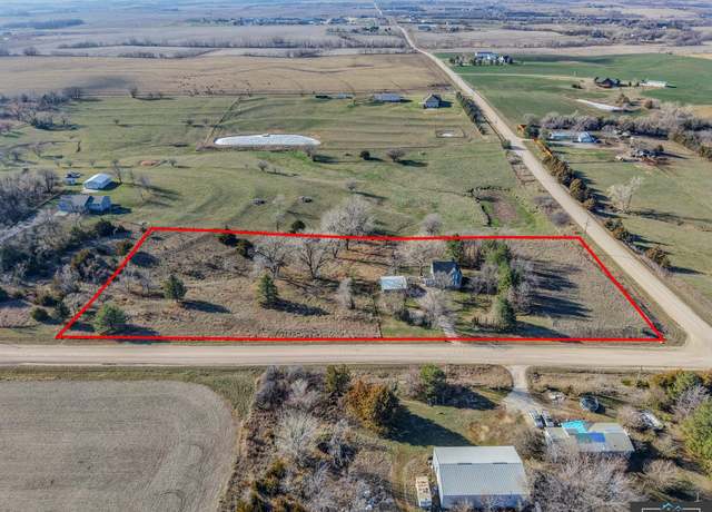 Property at 25011 S 82nd St, Firth, NE 68358, 4 beds, 3.5 baths