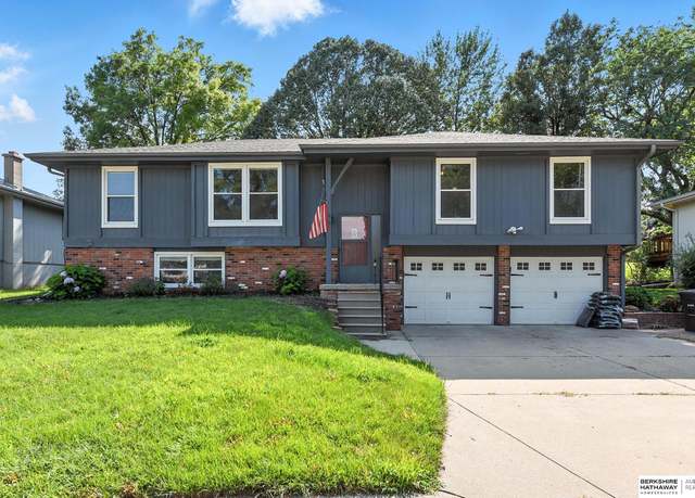 Property at 1424 N 146th Plz, Omaha, NE 68154, 3 beds, 3 baths