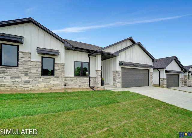 Property at 6842 Weigel Bay, Lincoln, NE 68516, 4 beds, 3 baths