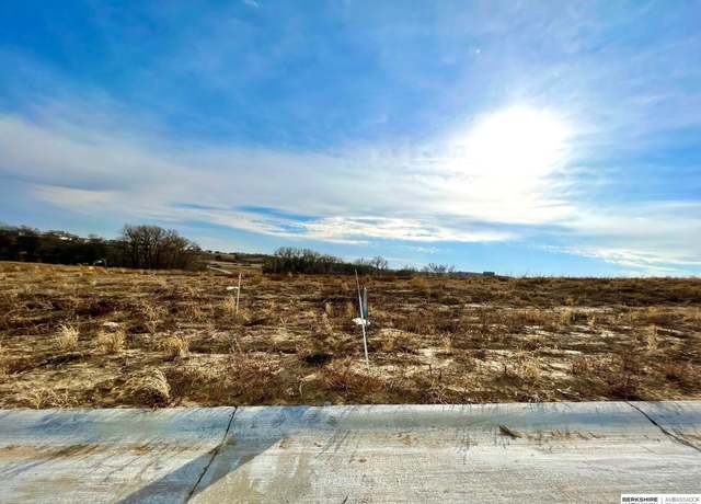 Property at 20113 U St Lot 113, Omaha, NE 68135