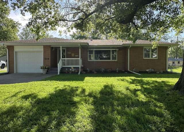 Property at 412 N Harris St, Wilber, NE 68465, 3 beds, 2 baths