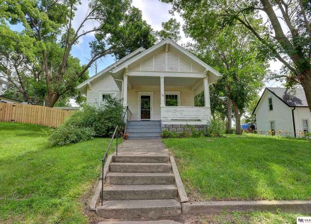 Property at 109 N Molley St, Bennington, NE 68007, 2 beds, 1 bath