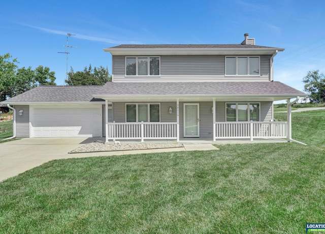 Property at 20216 N Shore Dr, Eagle, NE 68430, 3 beds, 2.5 baths