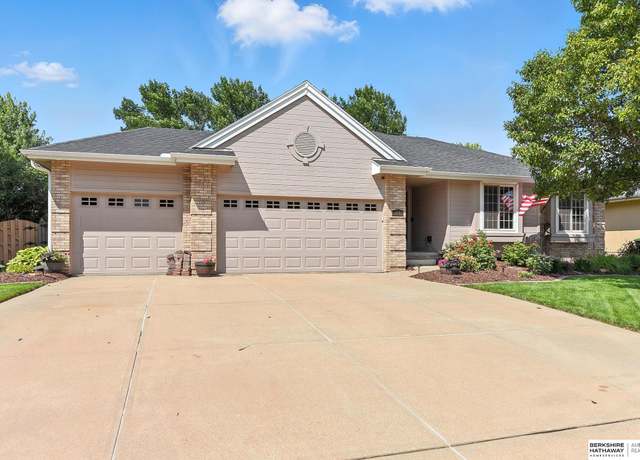 Property at 17316 Orchard Ave, Omaha, NE 68135, 4 beds, 3 baths