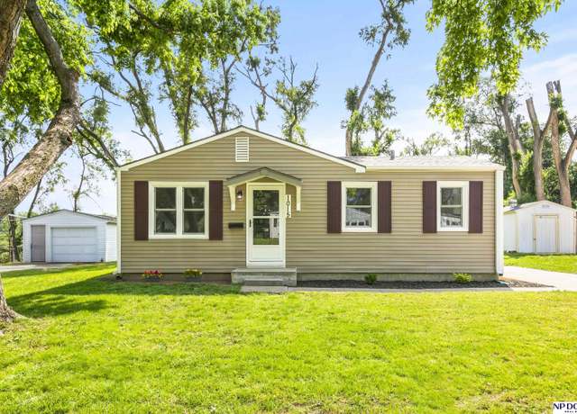 Property at 1015 N 77 Ave, Omaha, NE 68114-3015, 3 beds, 1 bath